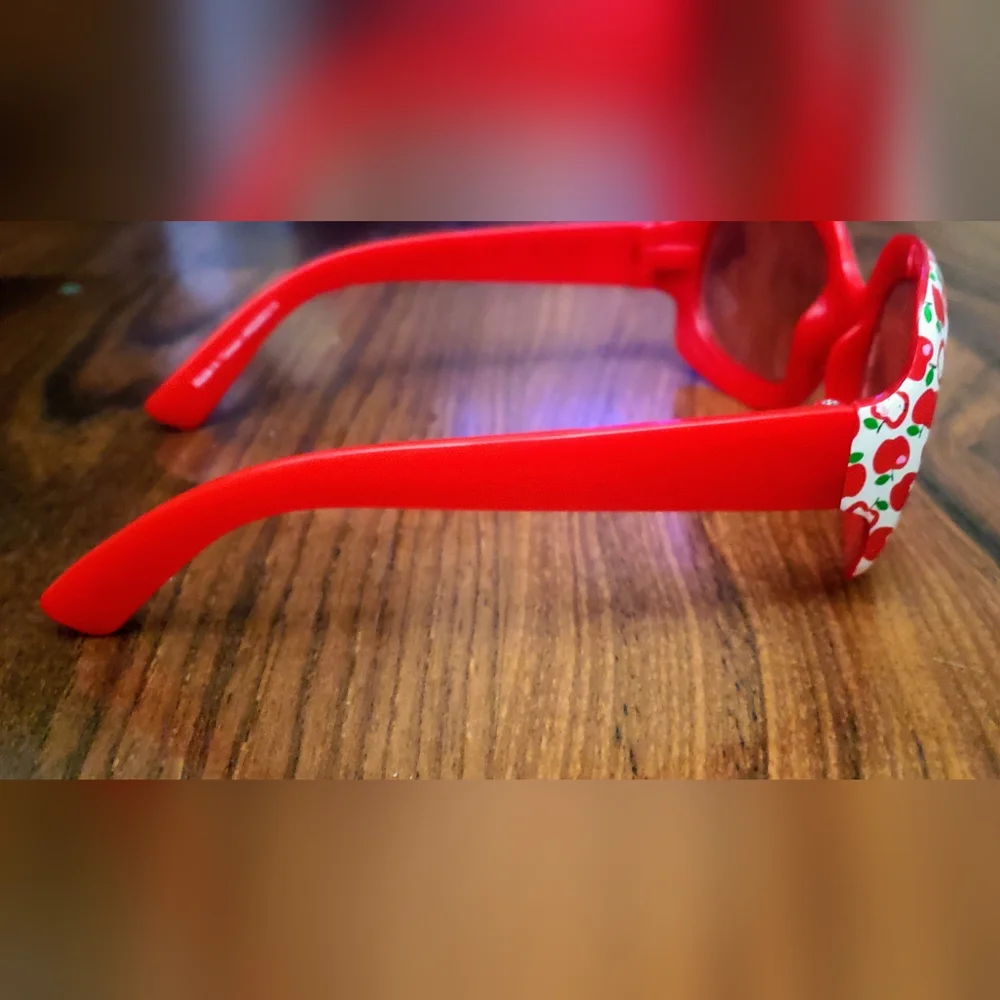 2008 Hello Kitty Sanrio Children's Sunglasses